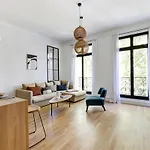 Appartement Élégant à deux pas des Champs-Elysées